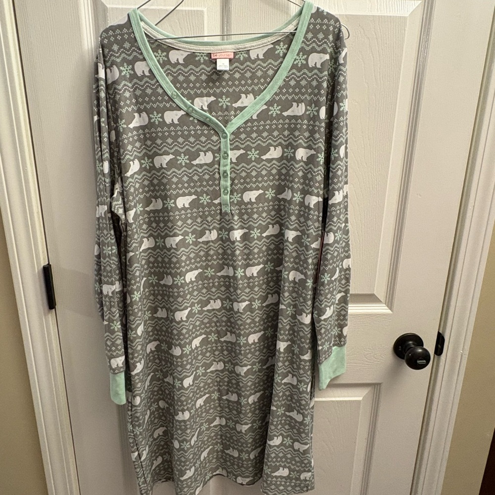 Cozy Gray and Mint Nightgown 1x NWT